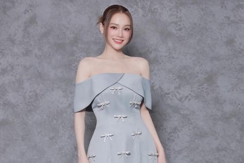 Vóc dáng thon gọn, gợi cảm sau sinh của diễn viên Nhã Phương