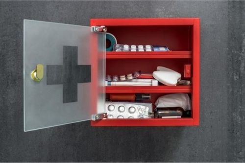 Những loại thuốc mà gia đình nên có trong dịp Tết