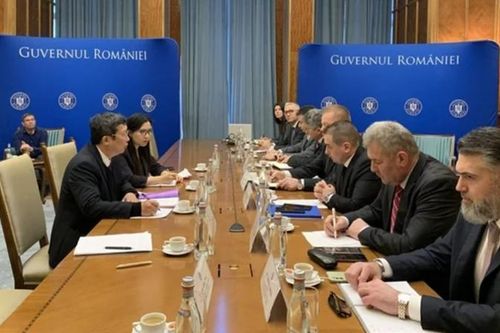 Romania muốn làm đầu mối nhập khẩu vaccine dịch tả lợn châu Phi từ Việt Nam