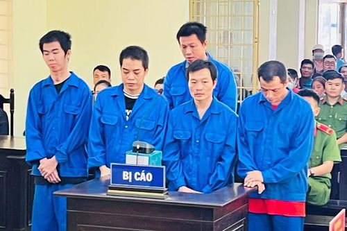 Tổ chức chứa mại dâm, 5 đối tượng vào tù