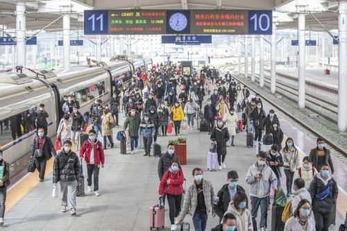 Trung Quốc kỳ vọng vào kỳ Xuân vận 2024