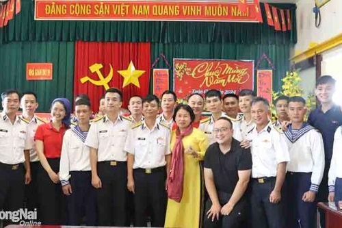 Hải trình mang Tết đến Nhà giàn (Bài 1)