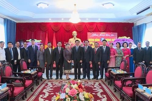 Đoàn công tác tỉnh Champasak thăm, chúc Tết tỉnh Đồng Nai