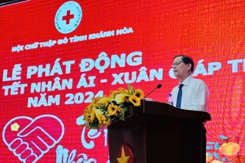 Chủ tịch UBND tỉnh Nguyễn Tấn Tuân phát động phong trào 'Tết Nhân ái' Xuân Giáp Thìn 2024