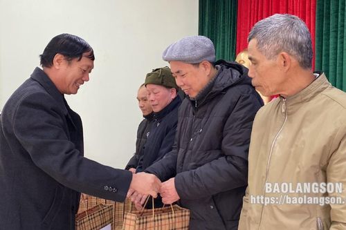 Tặng 50 suất quà tết cho nạn nhân chất độc da cam trên địa bàn thành phố Lạng Sơn