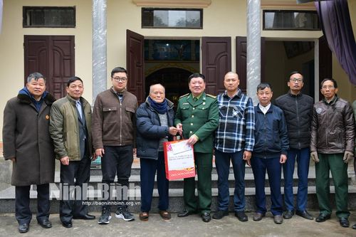 Hội Cựu chiến binh tỉnh thăm, chúc Tết các gia đình cựu chiến binh tại huyện Nho Quan, Gia Viễn