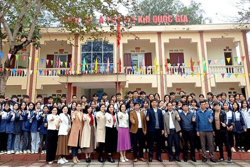 Trường THPT Yên Lập xếp thứ Nhất về số giải tại Kỳ thi học sinh giỏi cấp tỉnh lớp 12