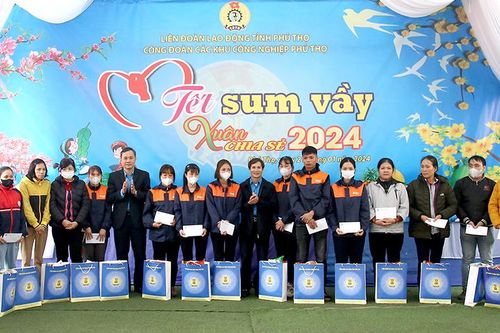 Thưởng Tết - niềm vui và kỳ vọng của người lao động
