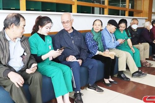 Chuyển đổi số hướng tới sự hài lòng của người bệnh