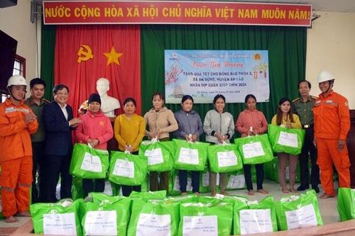 Bình Định: 'Xuân yêu thương' đến với người nghèo vùng cao An Lão