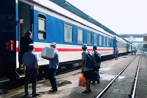 Hành khách đi tàu hỏa dịp cao điểm Tết cần lưu ý gì?