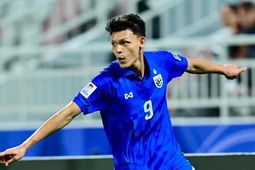 Tuyển Thái Lan 'học' cách làm của HLV Park Hang Seo trước vòng 1/8 Asian Cup