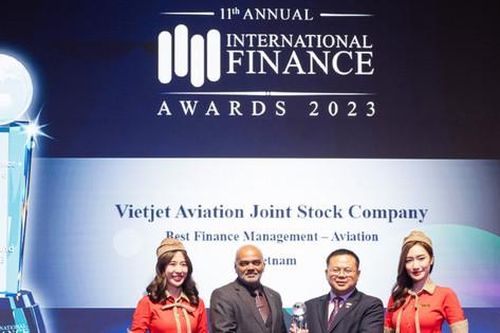 Vietjet Air được vinh danh loạt giải thưởng về quản trị tài chính và hàng không