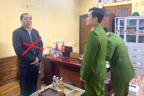 Khởi tố Bí thư Đảng ủy xã liên quan lập khống hồ sơ người có công, gia đình chính sách