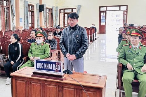 Đối tượng nhiều tiền án buôn 60kg pháo nổ, lĩnh tiếp án ba năm tù giam