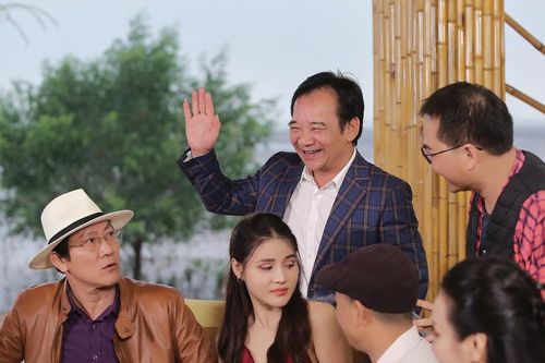 Khóc cười cùng hài Tết