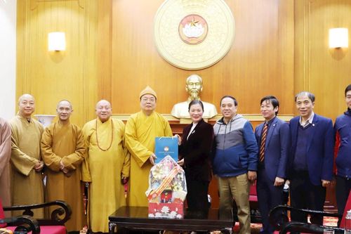 Đoàn Trung ương Giáo hội Phật giáo Việt Nam chúc Tết Ủy ban Trung ương Mặt trận Tổ quốc Việt Nam