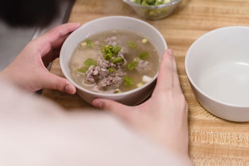 Người bị cúm ăn gì để nhanh khỏe?