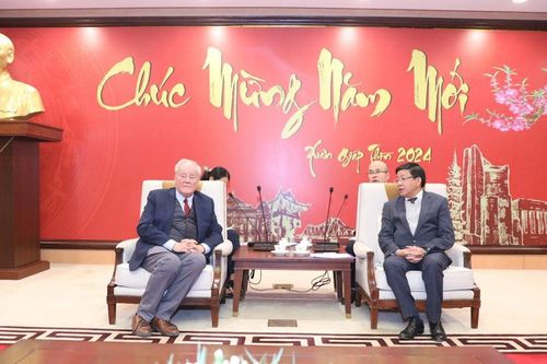 Hà Nội tăng cường hợp tác với Pháp trong cung cấp nước sạch