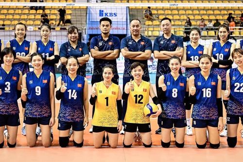 Tin nóng thể thao sáng 30/1: Hai ngôi sao bóng chuyền nữ Việt Nam chống lại HLV Tuấn Kiệt, Qatar vào tứ kết Asian Cup