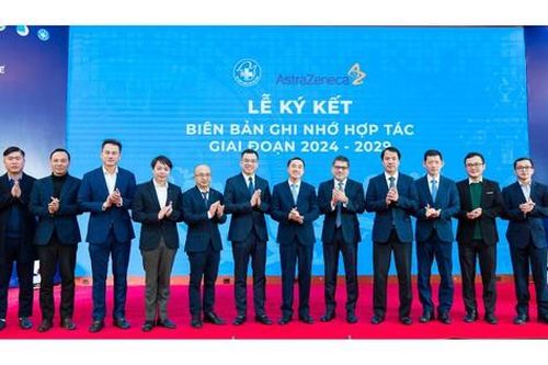 AstraZeneca ký kết hợp tác với Hội thầy thuốc trẻ để nâng cao chăm sóc sức khỏe tại Việt Nam