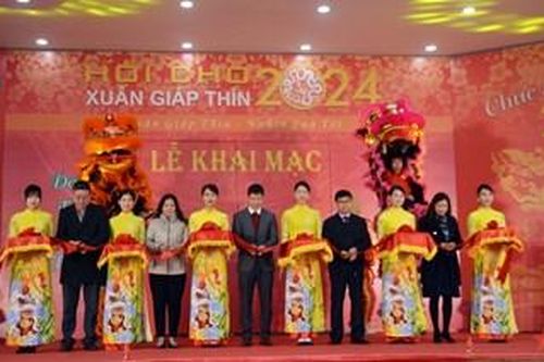 Khai mạc Hội chợ Xuân Giáp Thìn năm 2024