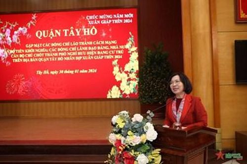 Quận ủy Tây Hồ gặp mặt cán bộ lão thành cách mạng, tiền khởi nghĩa nhân dịp Xuân Giáp Thìn