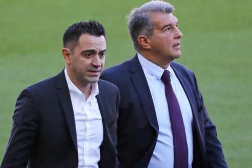 Chủ tịch Barca ra quyết định khiến fan buồn lòng