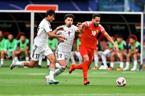 Jordan ngược dòng đánh bại Iraq trong trận cầu siêu căng thẳng