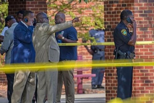 FBI cho biết cứ 10 tội ác căm thù ở Mỹ thì có một vụ xảy ra tại trường học