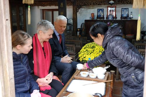 Đại sứ Na Uy với lời chúc năm mới từ Đường Lâm