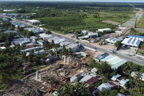 Cao tốc Cần Thơ - Cà Mau thi công chậm tiến độ 6 tháng