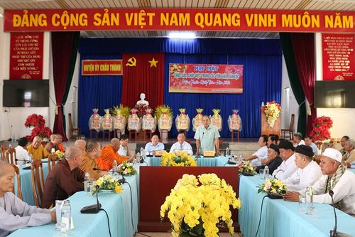 Huyện Châu Thành họp mặt chức sắc, chức việc mừng Xuân Giáp Thìn năm 2024