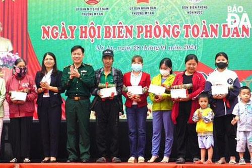 Ngày hội biên phòng toàn dân ở quận Ngũ Hành Sơn