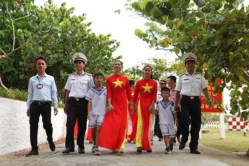 Ứng dụng khoa học kỹ thuật cho Trường Sa thêm xanh