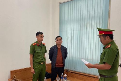 Bắt Giám đốc Văn phòng đăng ký đất đai huyện Ia Grai