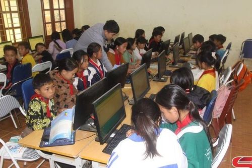 Nâng cao chất lượng giáo dục ở vùng cao Phiêng Cằm