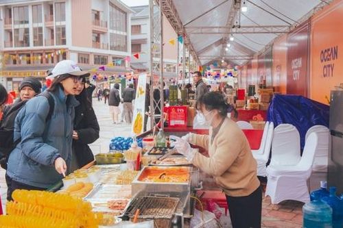 Hội chợ Xuân 'đỉnh của chóp' tại Ocean City hút du khách những ngày giáp Tết
