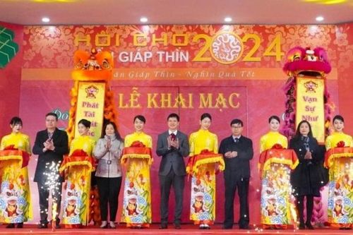 Khai mạc Hội chợ Xuân Giáp Thìn năm 2024
