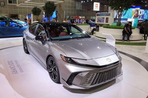 Tập đoàn Toyota Motor lập kỷ lục doanh số bán hàng với hơn 11,2 triệu xe