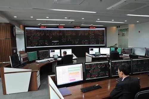 Hơn 400 cán bộ A0 có thể vẫn nhận lương khủng 40 triệu đồng/tháng khi tách khỏi EVN