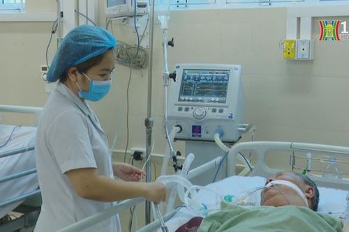 Số ca cấp cứu đột quỵ, ngộ độc tăng mạnh dịp cuối năm
