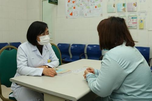 Nhập viện tâm tâm thần vì mắc rối loạn dạng cơ thể