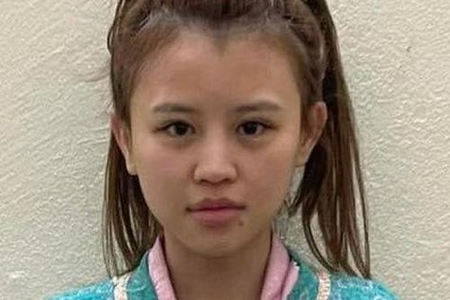 Hot girl trên mạng xã hội cùng bạn trai mua bán ma túy