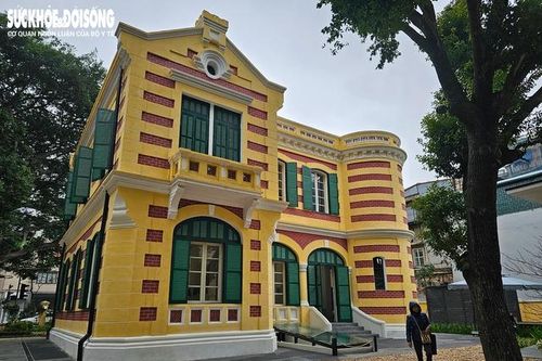 Hình ảnh biệt thự Pháp cổ từng gây tranh cãi khi trùng tu vừa mở cửa trở lại