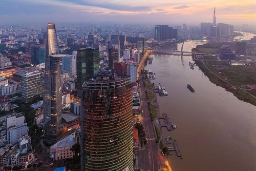 UOB dự báo Việt Nam tăng trưởng 6% năm nay