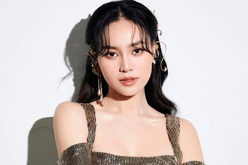 Ninh Dương Lan Ngọc đúng hay sai khi rời showbiz?