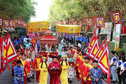 Bộ Nội vụ chủ trì tuyên truyền tổ chức tôn giáo thực hiện tốt quy định