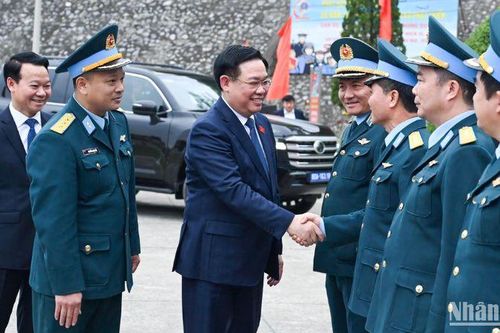 Phát huy truyền thống vẻ vang Bộ đội Không quân anh hùng