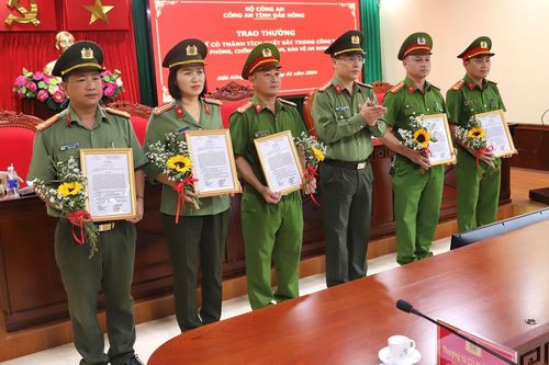 11 đơn vị thuộc Công an tỉnh Đắk Nông được Bộ Công an khen thưởng trong đợt cao điểm
